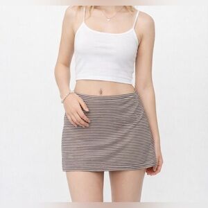 Missguided Striped Mini Skort Women’s L Gray Brown White Stretch Knit Skort